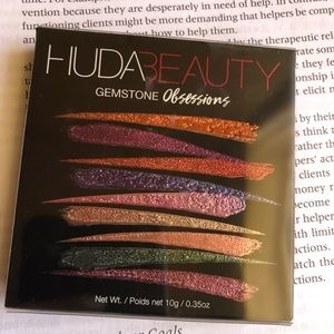 HUDA Beauty Obsessions Eyeshadow Palette Gemstone